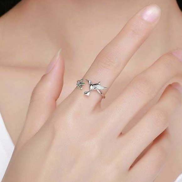 Flying Hummingbird Adjustable Sterling Silver Ring - Picture 4 of 4